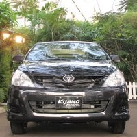 Kijang Innova J Grade Belum Sekencang Larinya