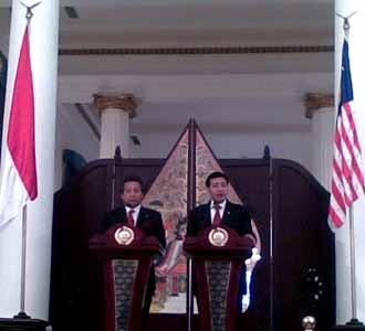 Menlu RI Terima Menlu Malaysia