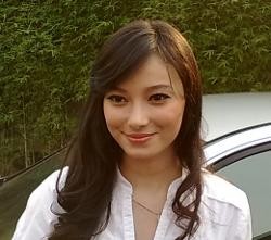 Jelang Lebaran, Asmirandah Rindukan Nenek