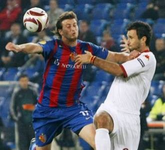 Roma Tumbang, Lazio Terjengkang
