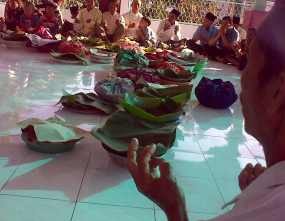 Tradisi Lebaran, Kenduri di Sela Salat Id dan Sungkeman