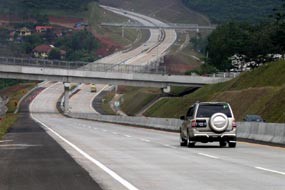 2 Penumpang Luka Ringan, Kemacetan Mencair