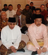 RI-Malaysia Mesra di Atas Sajadah