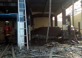 Kebakaran di Jl Karanganyar Diduga Korsleting, Api Telah Padam