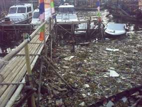 Sepanjang Semanggi-Blok M Jarang Dijumpai Tempat Sampah