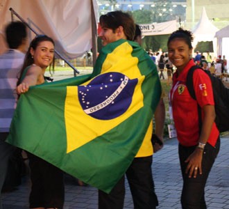 Sejuta Warna Fans GP Singapura