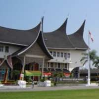 Kampus UNP dan Sejumlah Masjid Rusak 
