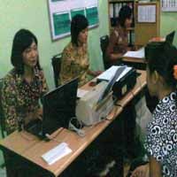 Dikukuhkan UNESCO, Polisi Bangga Pakai Batik 
