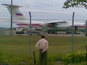 Bantuan Luar Negeri Terus Mengalir di Bandara Minangkabau