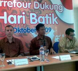 Pimpinan Carrefour Berbatik