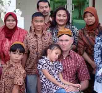 Pesta Batik di Qatar