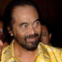 Belasan Poster Surya Paloh Dirusak