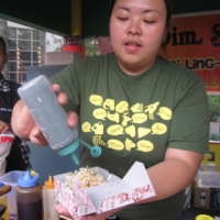 Gurihnya Takoyaki dan Segarnya Thai Ice Tea Kedai Lingling