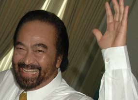 Tim Paloh: Hamburkan Duit Belum Tentu Dipilih