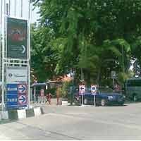 Perampok Beraksi di Siang Bolong