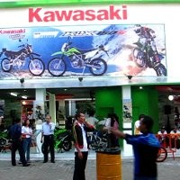 Harga Bebek Baru Kawasaki Rp 12-13 Juta
