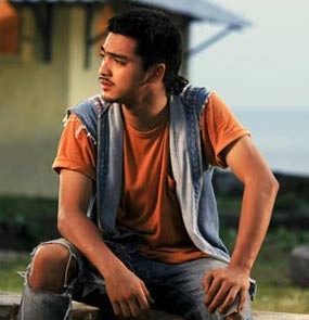 Ricky Harun Tumbuhkan Kumis dan Jenggot Demi Peran