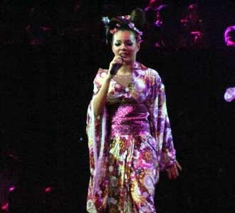 Dewi Sandra Berkimono
