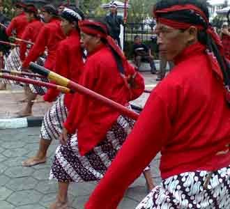 Warga Yogya Tolak Referendum