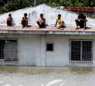 Banjir Bandang Terjang Filipina
