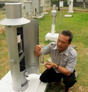 Hujan Angin Landa Jakarta Selatan