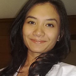 Ika Putri Sedih Gantikan Krisdayanti