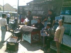 Tangis Pengamen untuk Ranah Minang