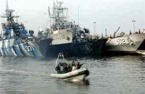 Gadis 9 Tahun Terisak Mohon Ratusan Pencari Suaka Sri Lanka Dibebaskan