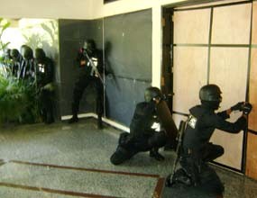 Sandera Pimpinan Jasa Tirta, Peneror Tewas Ditembak Polisi