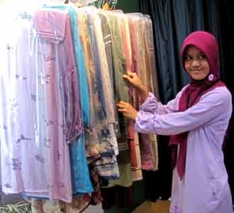 Polite Tampil Dewasa