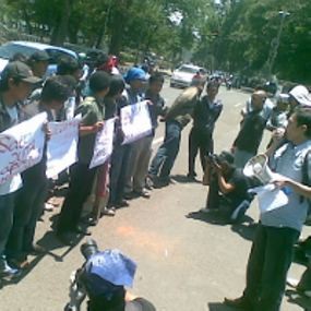 Format Nilai Pemprov Tidak Serius Tangani Korban Gempa