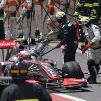 Trulli dan McLaren Didenda
