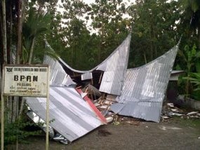 Panik, Tamu Hotel Bunda Berhamburan