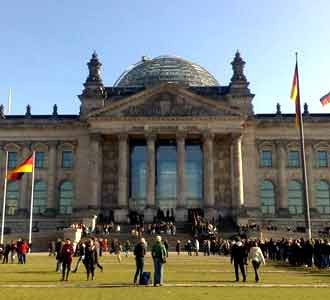 Mengunjungi DPR Jerman