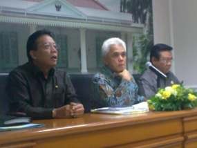 Hatta Angkat 6 Topik Ekonomi Dalam Nasional Summit