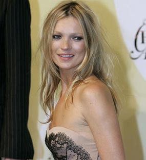 Kate Moss Benci Popularitas