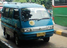 Tidak Lulus Uji Emisi, Ratusan Angkot Dikandangkan