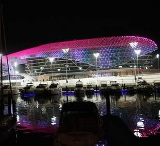 Indahnya Sirkuit Yas Marina