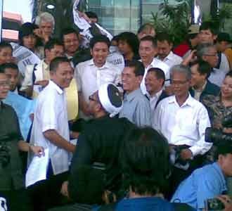  Dukungan untuk Bibit & Chandra