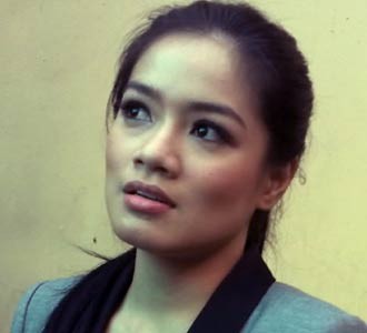 Bibir Seksi Titi Kamal