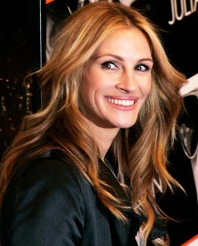 Julia Roberts Angkat Novel ke Layar Lebar
