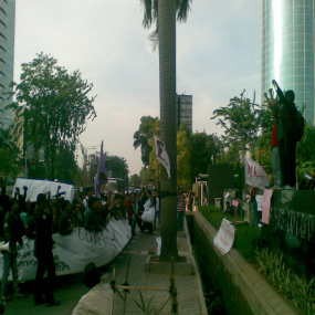 3 Kelompok Massa Demo di KPK Dukung Bibit-Chandra