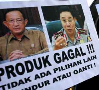 Usung Poster Produk Gagal di Istana