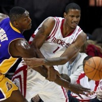  Panas, Lakers Atasi Rockets Lewat OT