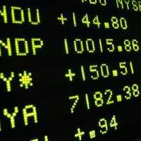 Wall Street Melaju, Indeks Dow Jones Rengkuh 10.000
