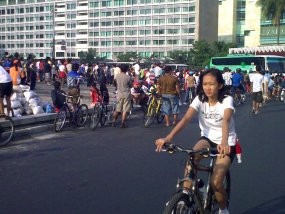 Effendi Gazali Bacakan Republik Mimpi Buruk