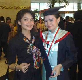 Ayah Dicaci Maki, Shezi Idris Kepincut Gabung PNS 