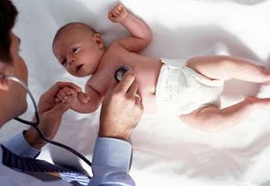 Asap Kayu Bakar Picu Bronchiolitis Pada Bayi