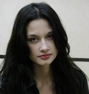 Rebecca Tak Mau Hanya Jadi Islam KTP