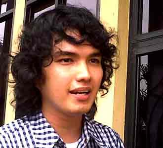 Aldi Taher si Duda Baru